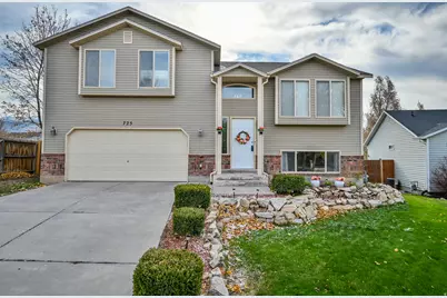 725 N Fox Run Dr E, Tooele, UT 84074 - Photo 1