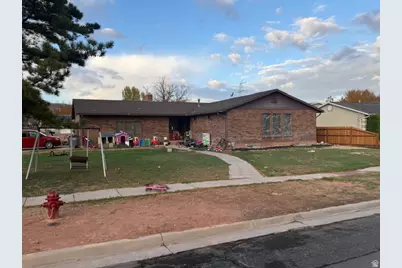 712 N Crestview Dr, Richfield, UT 84701 - Photo 1
