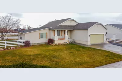 397 Triple Crown Way, Grantsville, UT 84029 - Photo 1