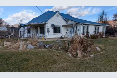 1425 S Morgan Valley Dr, Morgan, UT 84050 - Photo 1