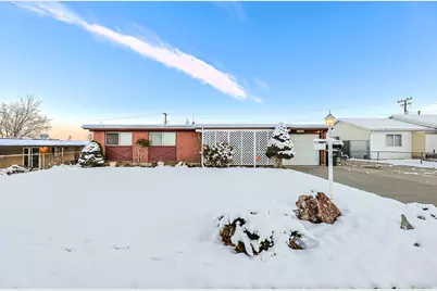 185 Crest Cir, Tooele, UT 84074 - Photo 1