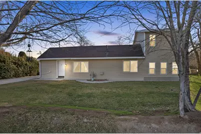 397 W Main St S, Grantsville, UT 84029 - Photo 1