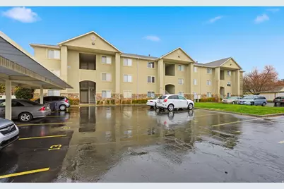811 S Main St, Layton, UT 84041 - Photo 1