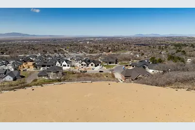 1423 N Stone House E #403, Kaysville, UT 84037 - Photo 11