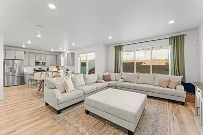 966 W Ruddy Clover Ln N, Saratoga Springs, UT 84045 - Photo 1