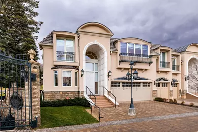 2726 E Wasatch Dr S #1, Salt Lake City, UT 84108 - Photo 1
