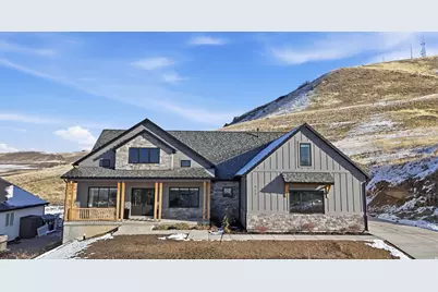 907 E 630 N, Hyde Park, UT 84318 - Photo 1
