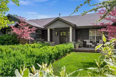 2838 S Wainwright Rd E, Salt Lake City, UT 84109 - Photo 1