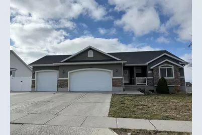 2129 N Berra Blvd W, Tooele, UT 84074 - Photo 1
