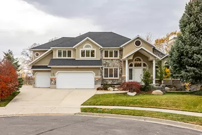 3018 E Oak Side Cir, Cottonwood Heights, UT 84121 - Photo 1