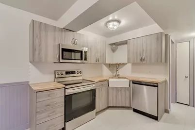 2220 E Murray Holladay Rd S #414, Holladay, UT 84117 - Photo 1