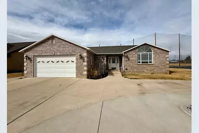 571 Areva Rd, Roosevelt, UT 84066 - Photo 1