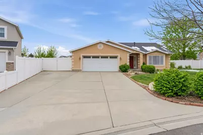 609 W Saddlebrook Dr S, Payson, UT 84651 - Photo 1