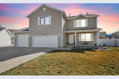 892 N Flint Cir, Tooele, UT 84074 - Photo 1