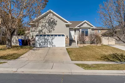 4519 E Bridleway Rd, Eagle Mountain, UT 84005 - Photo 1