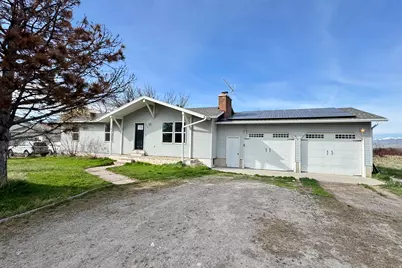 620 W 300 N, Hyrum, UT 84319 - Photo 1