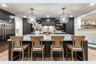 4605 S Ledgemont Dr E, Salt Lake City, UT 84124 - Photo 1