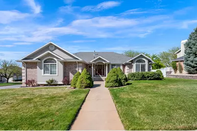 736 S Deer View Cir, Fruit Heights, UT 84037 - Photo 1