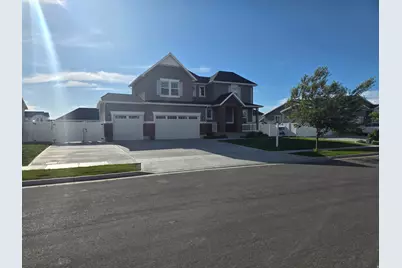 2449 N Sarus Crane Dr, Clinton, UT 84015 - Photo 1