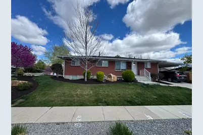 4025 S 1925 E, Holladay, UT 84124 - Photo 1