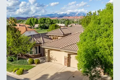 145 S Crystal Lakes Dr #101, Saint George, UT 84770 - Photo 1