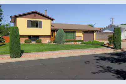 517 N Saguaro, Washington, UT 84780 - Photo 1