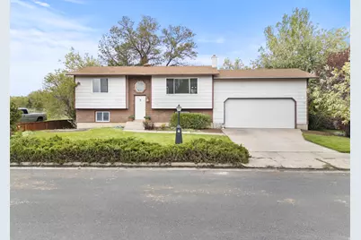 1353 Country Manor Dr, Logan, UT 84321 - Photo 1
