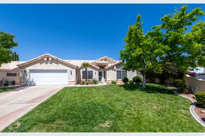 225 N Valley View Dr #7, Saint George, UT 84770 - Photo 1