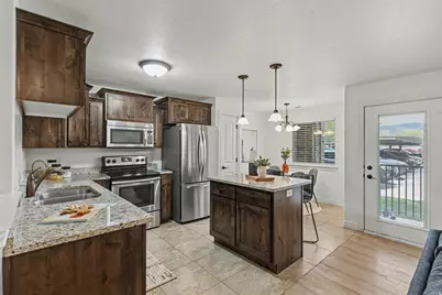 861 S Main St. #D, Layton, UT 84041 - Photo 1