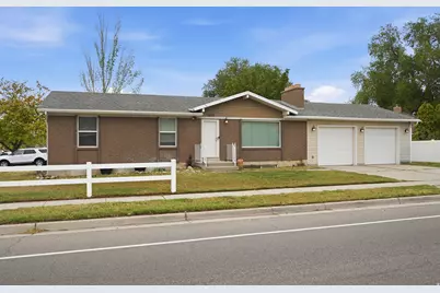 7670 S 1000 E, Midvale, UT 84047 - Photo 1