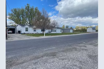 655 N 400 -W W, Malad City, ID 83252 - Photo 1