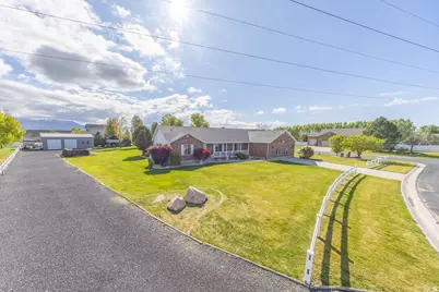 2162 S 2850 W, West Haven, UT 84401 - Photo 1