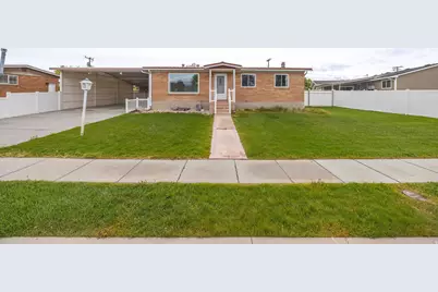822 N 100 W, Tremonton, UT 84337 - Photo 1