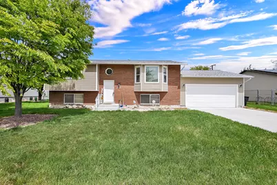 1890 W 2400 S, Syracuse, UT 84075 - Photo 1