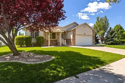 2291 W Craig Ln, Syracuse, UT 84075 - Photo 1