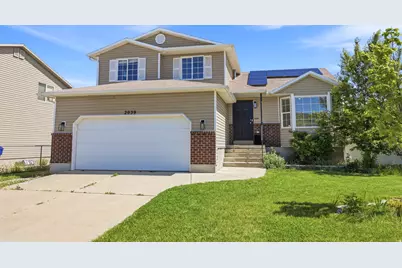 2039 Fremont Crest Ave, Syracuse, UT 84075 - Photo 1