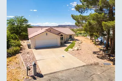 725 E Gunlock Cir, Saint George, UT 84790 - Photo 1