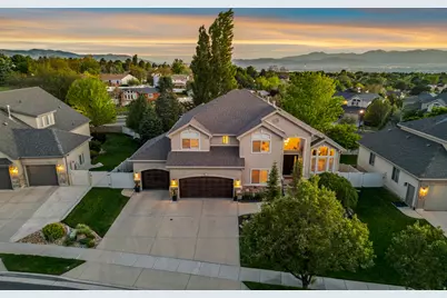 2014 E Quartzridge Dr, Sandy, UT 84092 - Photo 1