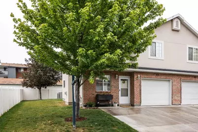 432 E Park Oak Pl, Millcreek, UT 84107 - Photo 1