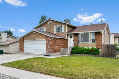 10812 S Granite Dr, Sandy, UT 84094 - Photo 1