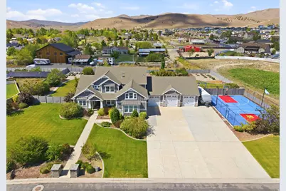 1971 E Sunnyvale Dr, Eagle Mountain, UT 84005 - Photo 1