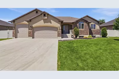 1302 W 2535 N, Clinton, UT 84015 - Photo 1