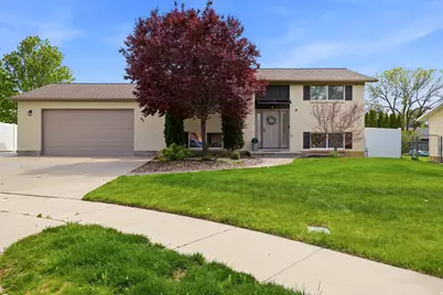 611 W 1635 N, Clinton, UT 84015 - Photo 1