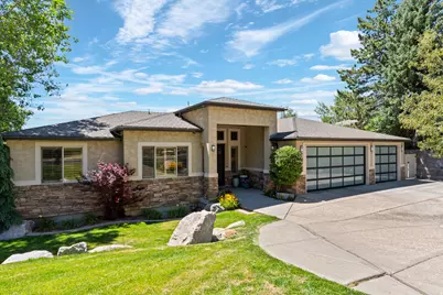 576 S 1800 E, Fruit Heights, UT 84037 - Photo 1