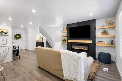 937 E Hercules Ct, Layton, UT 84040 - Photo 1