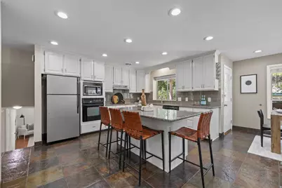 2370 E Quail Run Cir, Sandy, UT 84093 - Photo 1