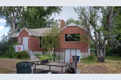 1935 E La Cresta Dr, Cottonwood Heights, UT 84121 - Photo 1