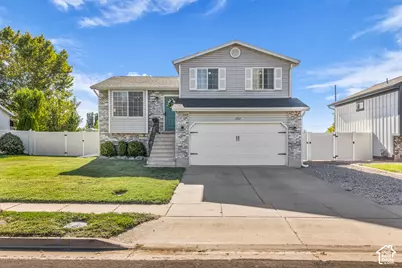 1927 N 950 W, Clinton, UT 84015 - Photo 1