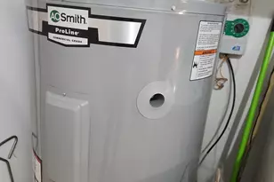 6128 N Lindholm Dr, Mobile, AL 36693 - Photo 5