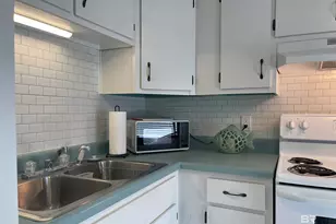 620 W Beach Blvd, Gulf Shores, AL 36542 - Photo 5